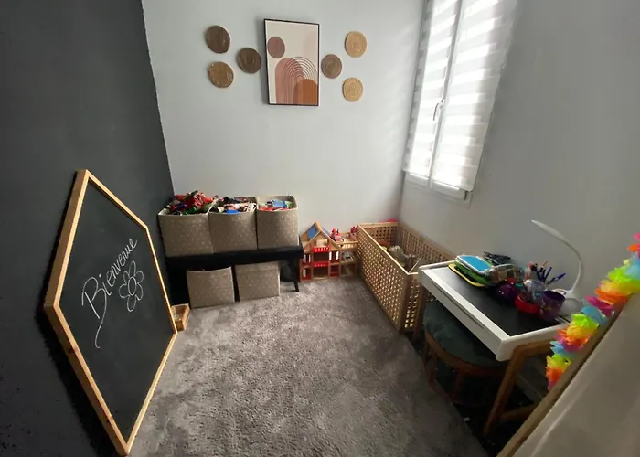 Charmante Maison De Famille Avec Jardin 펜션 Solférino